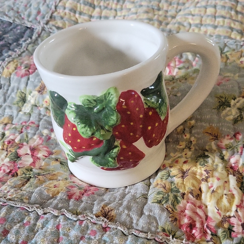 Strawberry Design Ceramic Mug